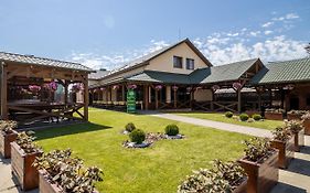 Praktik Hotel & Restaurant